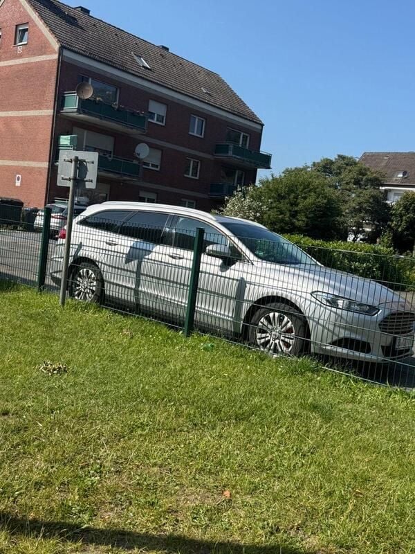 Silber Gebraucht 2018 Ford Mondeo ST Kombi | 9.500 € (Fairer Preis) - Bild 1/4