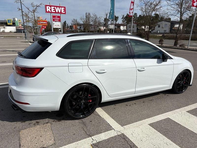 Gebraucht Seat Leon 4Drive 300 PS (220 kW) 2017 Weiß Kombi