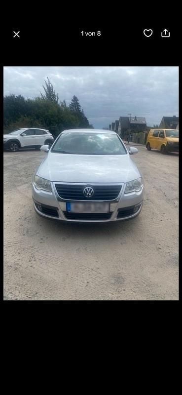 Silber Gebraucht 2006 VW Passat Limousine | 1.800 € (Superpreis) - Bild 1/4