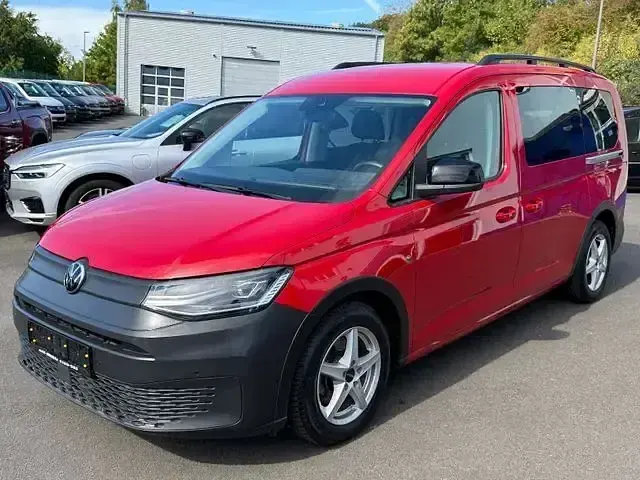 Gebraucht VW Caddy Maxi California 122 PS (89 kW) 2022 Kirschrot Van / Kleinbus