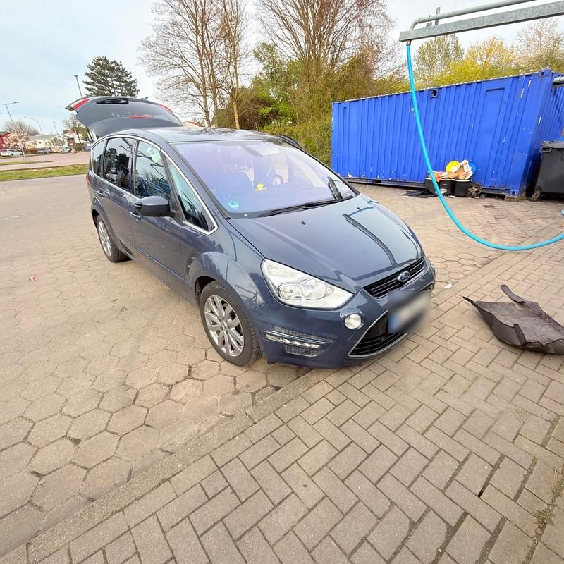 Gebraucht Ford S-MAX S 163 PS (119 kW) 2011 Van / Kleinbus