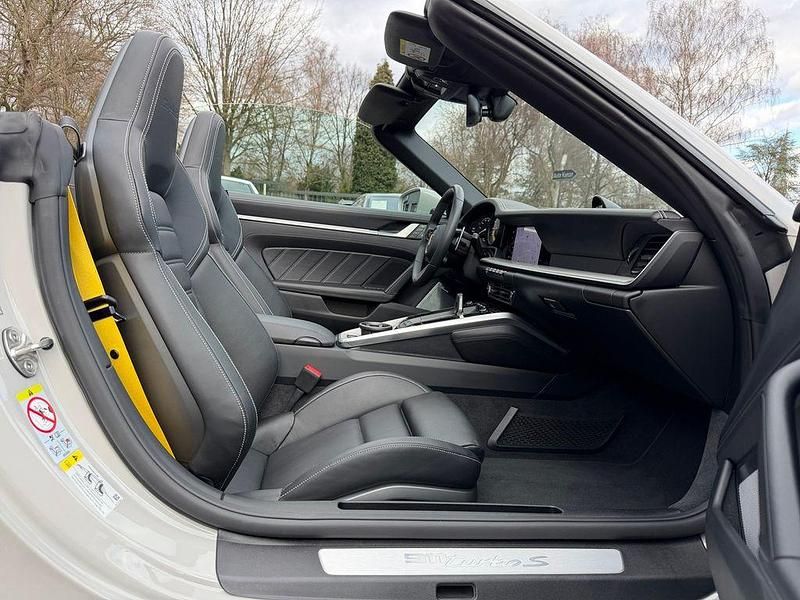 Gebraucht Porsche 992 650 PS (478 kW) 2023 Grau Cabrio