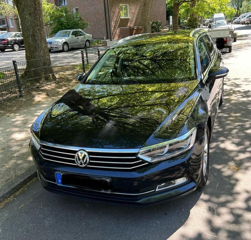 Schwarz Gebraucht 2017 VW Passat Comfortline Kombi | 13.700 € (Guter Preis) - Bild 1/4