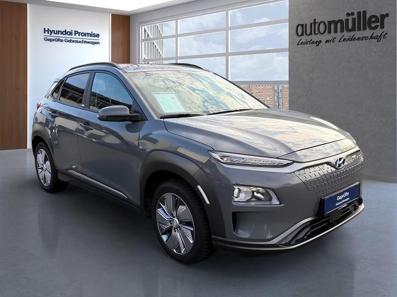 Gebraucht Hyundai Kona Advantage 100 kW (136 PS) 2020 Grau SUV