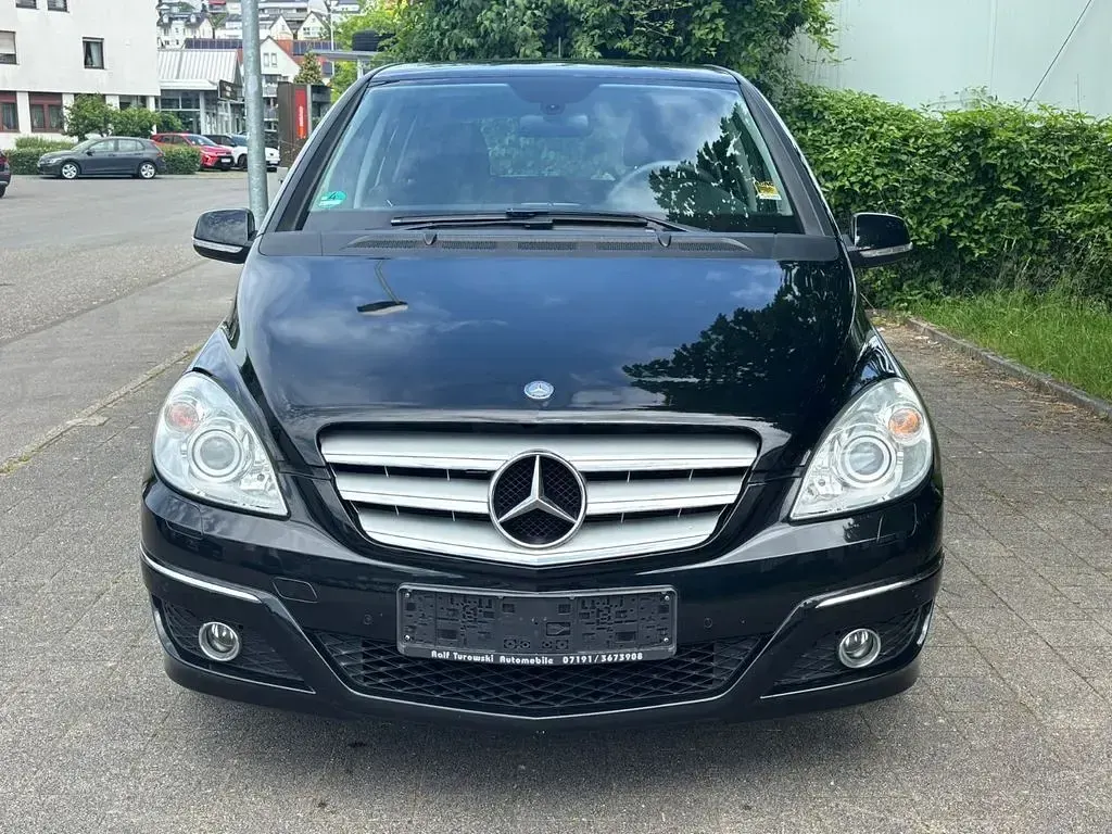 Gebraucht Mercedes B170 116 PS (85 kW) 2009 Schwarz Van / Kleinbus