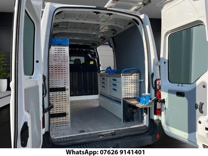 Second-hand Renault Master 131 CP (96 kW) 2019 Alb Van
