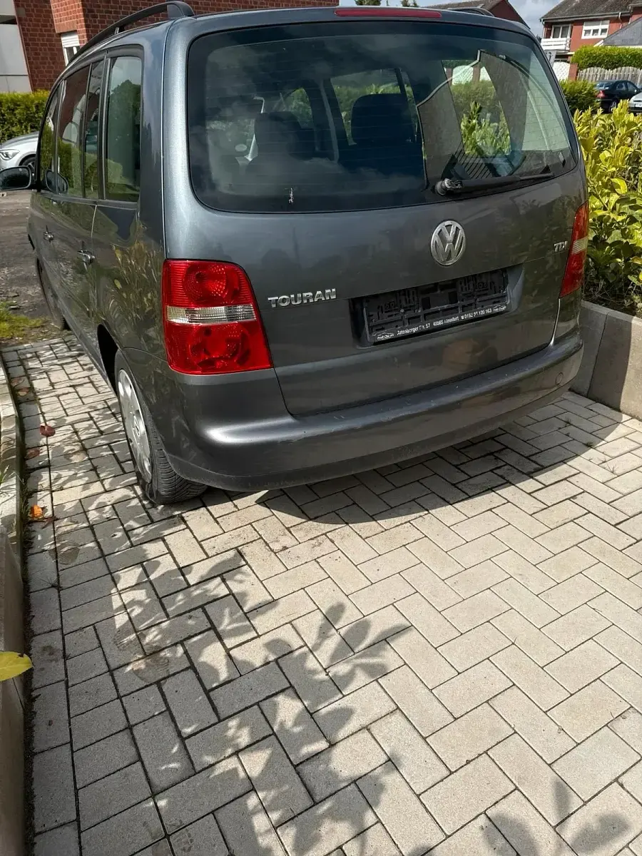 Usata VW Touran 101 CV (74 kW) 2004 Grigio Monovolume
