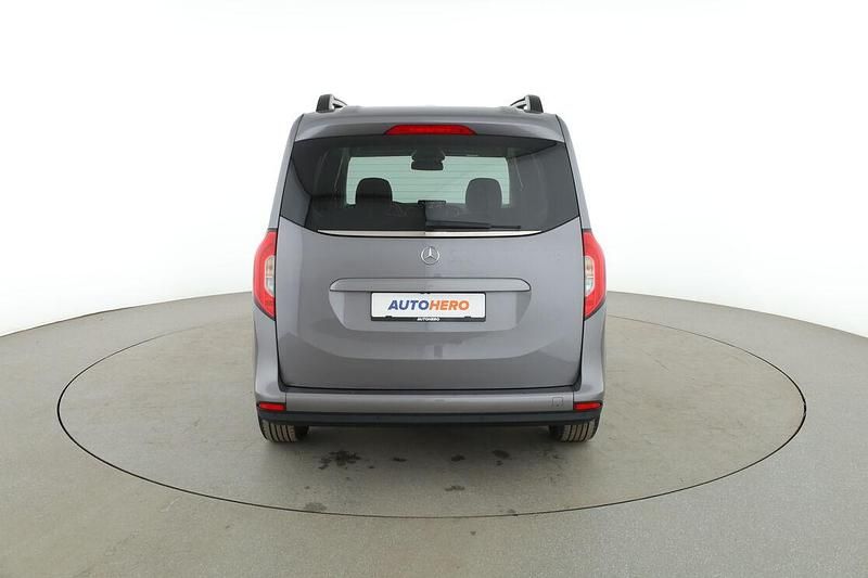 Gebraucht Mercedes T180 Progressive 2023 Grau Van / Kleinbus