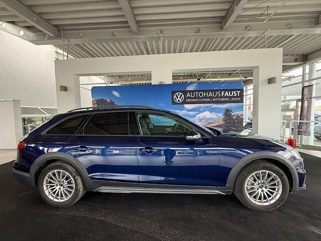 Gebraucht Audi A4 Comfort 265 PS (194 kW) 2023 Blau Limousine