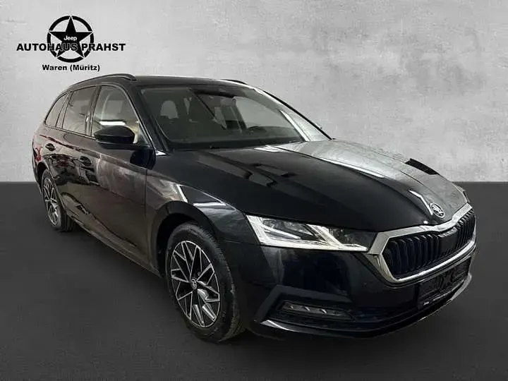 Gebraucht Skoda Octavia Clever 150 PS (110 kW) 2023 Kombi