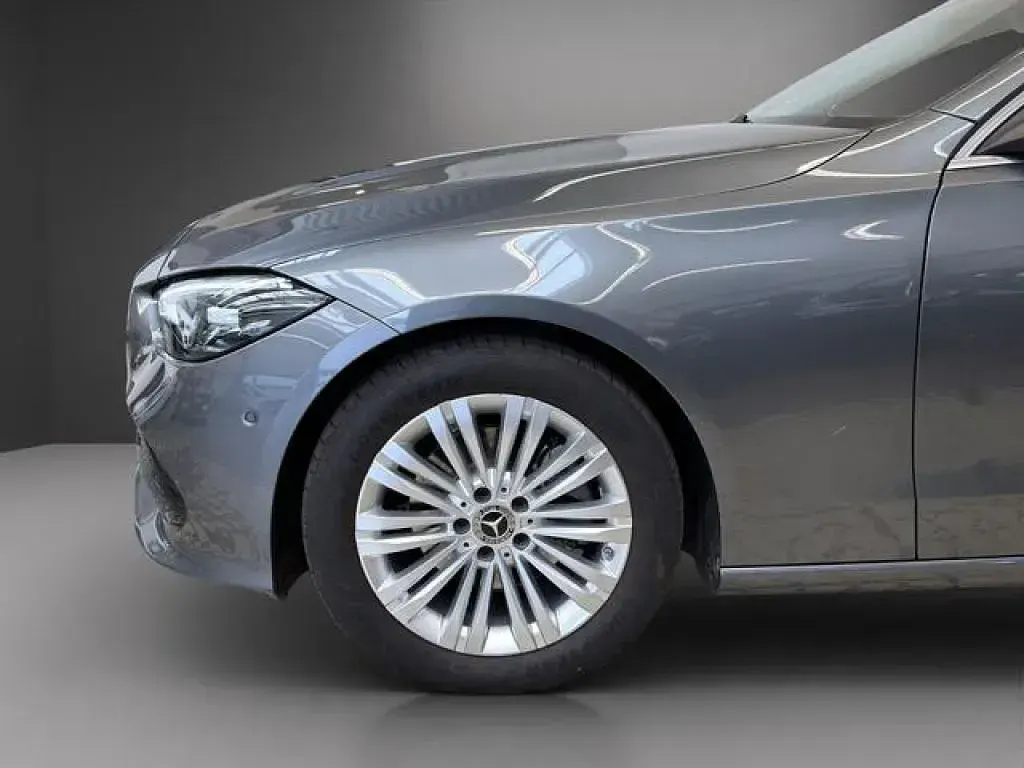 Gebraucht Mercedes C180 Avantgarde 170 PS (125 kW) 2025 Grau Kombi