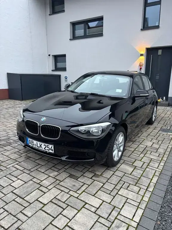 Gebraucht BMW 116 136 PS (100 kW) 2014 Schwarz Kleinwagen