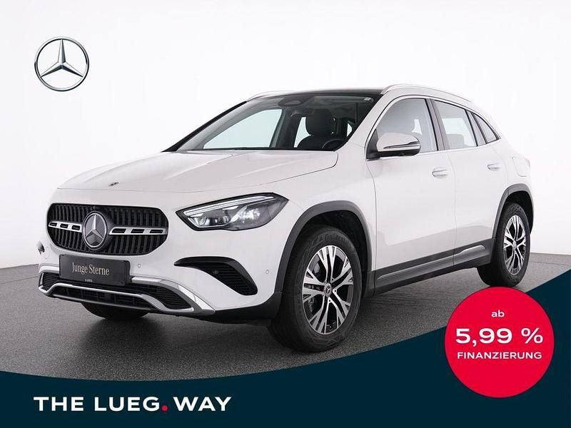 Weiß Gebraucht 2024 Mercedes GLA180 Progressive SUV | 38.480 € - Bild 1/4