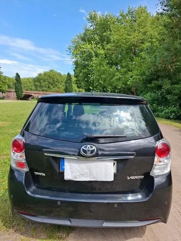 Gebraucht Toyota Verso Multidrive S 147 PS (108 kW) 2014 Schwarz Van / Kleinbus