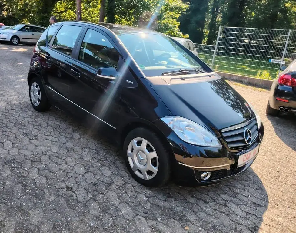 Gebraucht Mercedes A180 Edition 109 PS (80 kW) 2010 Schwarz Van / Kleinbus
