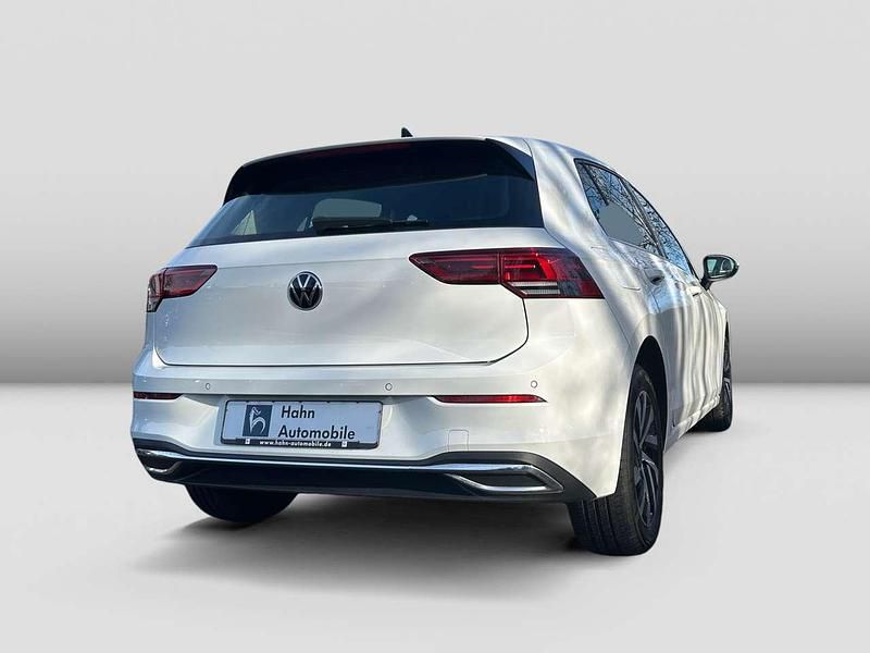 Gebraucht VW Golf VIII Style 204 PS (150 kW) 2022 Weiß Limousine