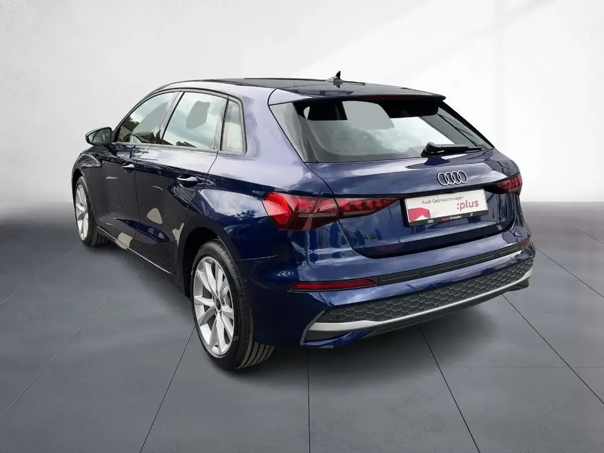 Gebraucht Audi A3 Advanced 150 PS (110 kW) 2025 Navarrablau metallic Kombi