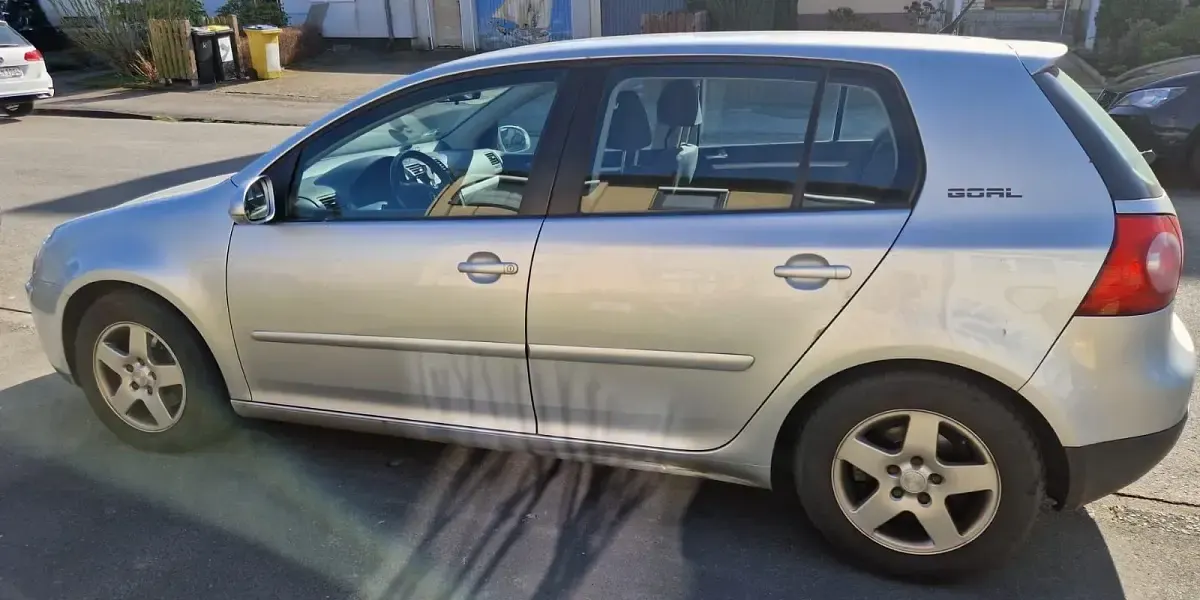 Second-hand VW Golf VI Goal 116 CP (85 kW) 2009 Argintiu Hatchback