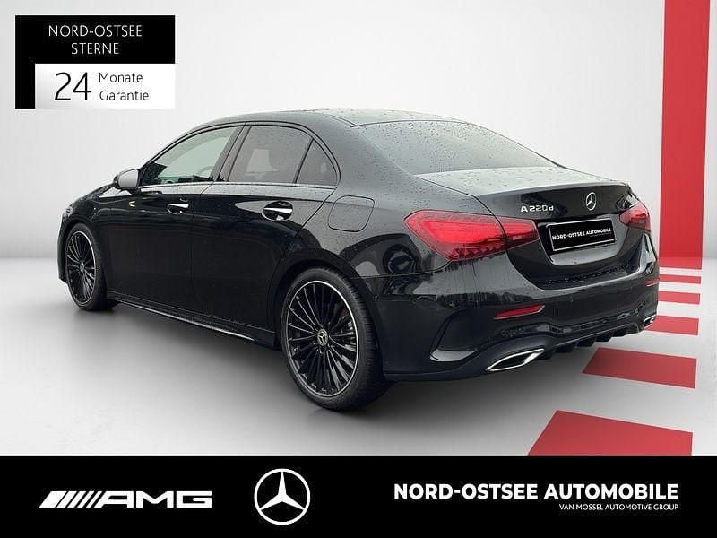 Gebraucht Mercedes A220 AMG line 190 PS (139 kW) 2025 Metalliclack kosmosschwarz Limousine