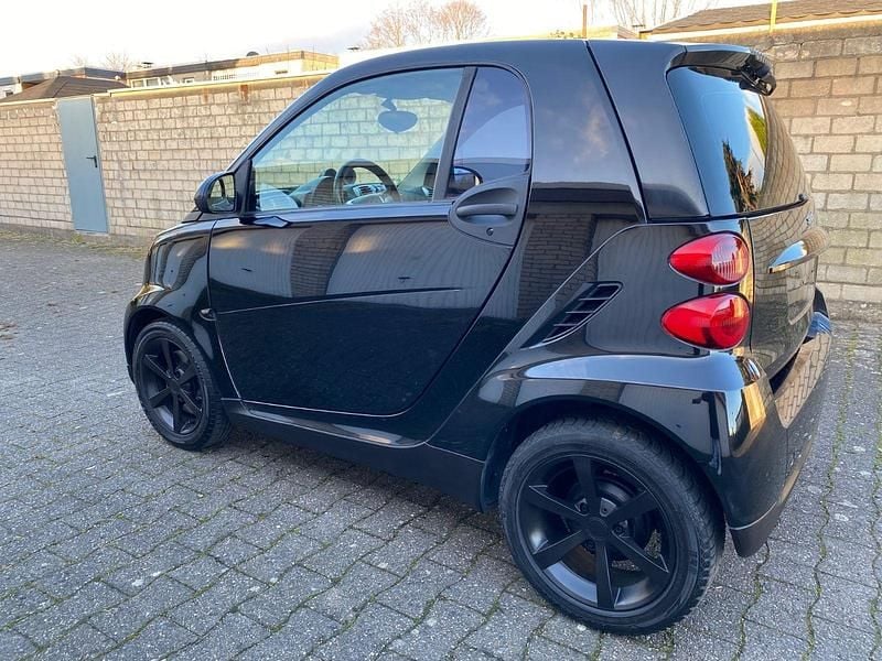 Gebraucht Smart ForTwo Coupé Pure 71 PS (52 kW) 2008 Schwarz Coupé