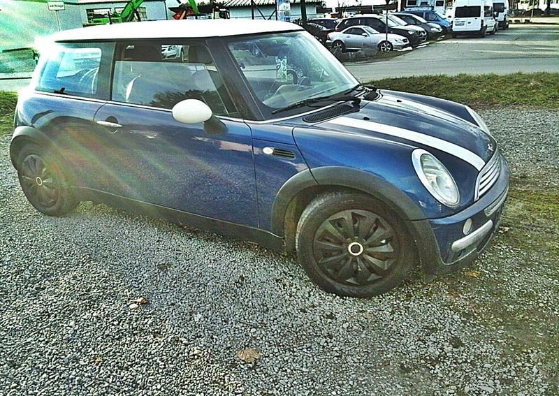 Gebraucht Mini Cooper 116 PS (85 kW) 2002 Blau Kleinwagen