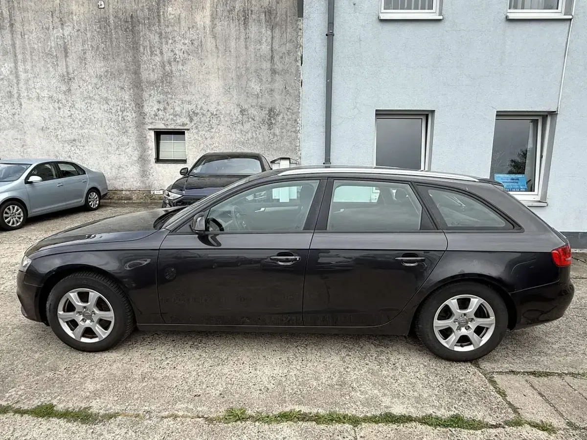 Gebraucht Audi A4 Attraction 160 PS (117 kW) 2008 Lavagrau perleffekt Kombi