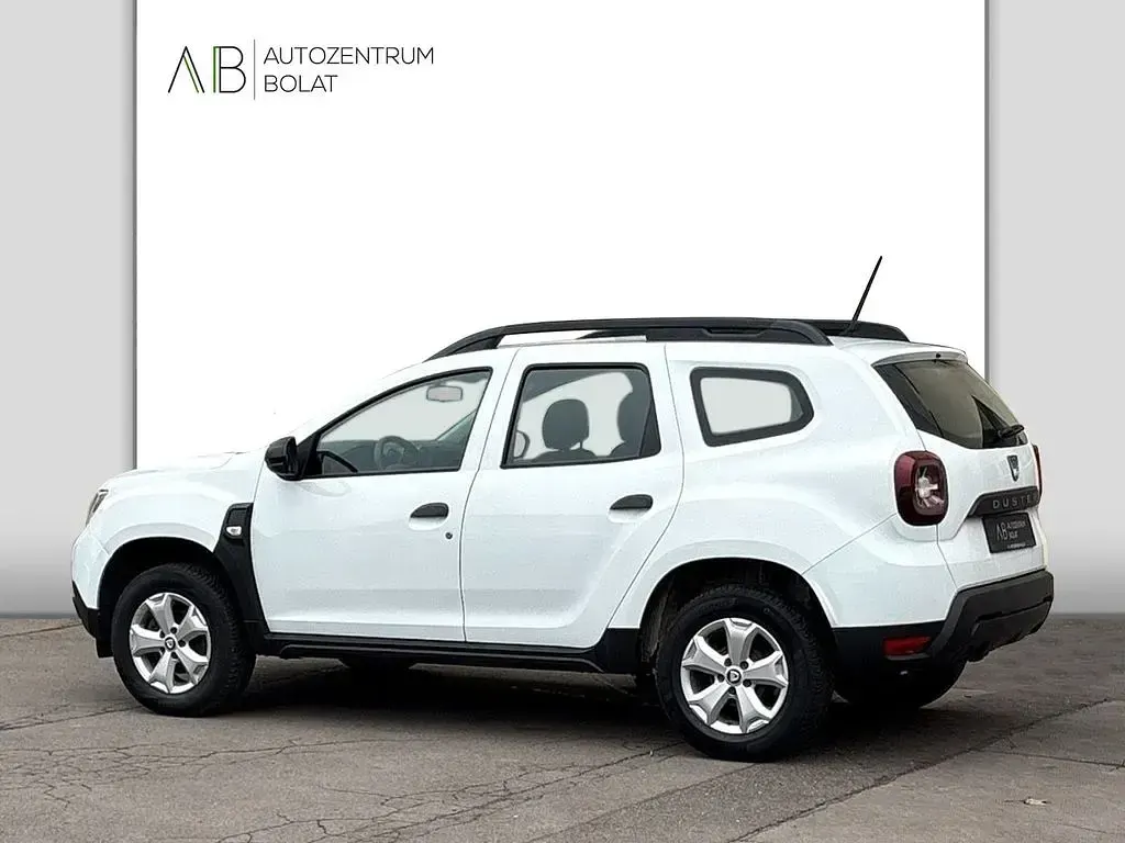 Używany Dacia Duster Deal 101 KM (74 kW) 2020 Biały SUV