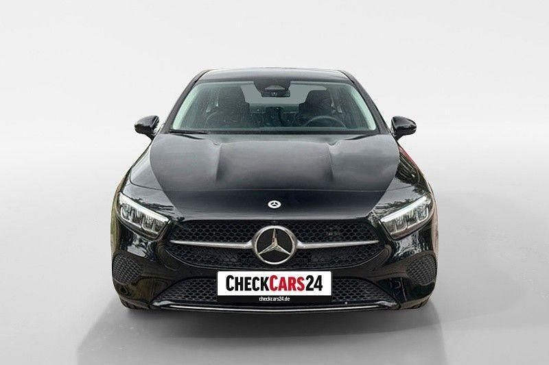 Gebraucht Mercedes A250 Progressive 163 PS (119 kW) 2024 Schwarz Limousine