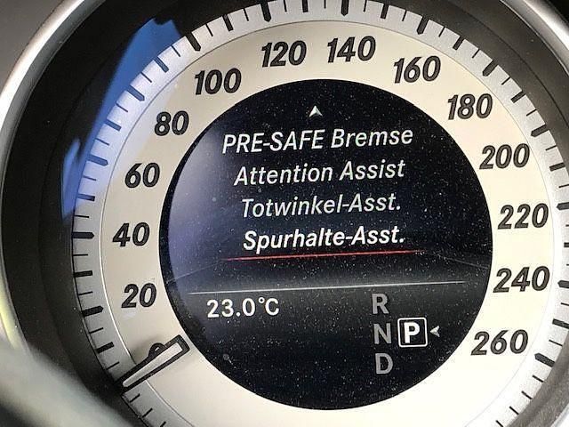 Gebraucht Mercedes E250 Avantgarde 204 PS (150 kW) 2015 Grau Kombi