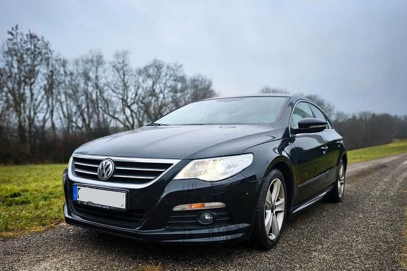Gebraucht VW Passat R-line 140 PS (102 kW) 2011 Schwarz Coupé