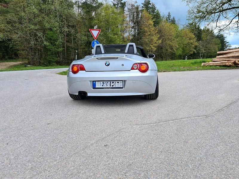 Gebraucht BMW Z4 231 PS (169 kW) 2003 Silber Cabrio