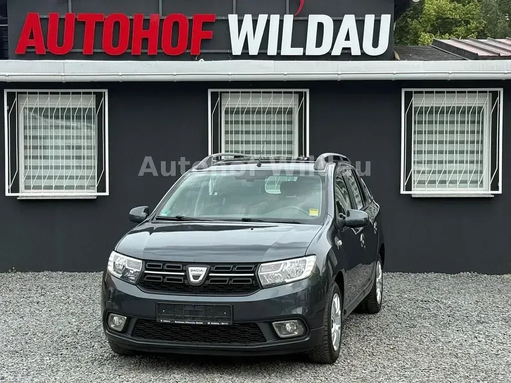 Gebraucht Dacia Logan MCV Lauréate 90 PS (66 kW) 2017 Blau Limousine