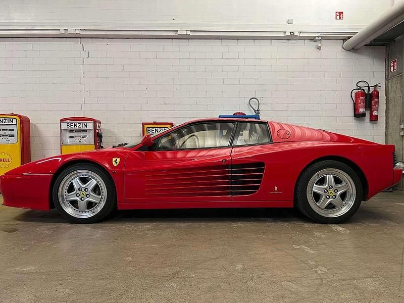 Rosso corsa Gebraucht 1996 Ferrari 512 Coupé | 199.000 € - Bild 1/4