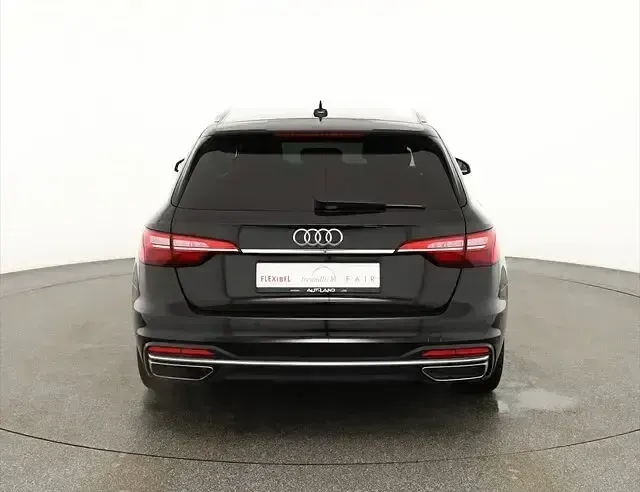 Gebraucht Audi A4 Advanced 204 PS (150 kW) 2021 Schwarz Kombi