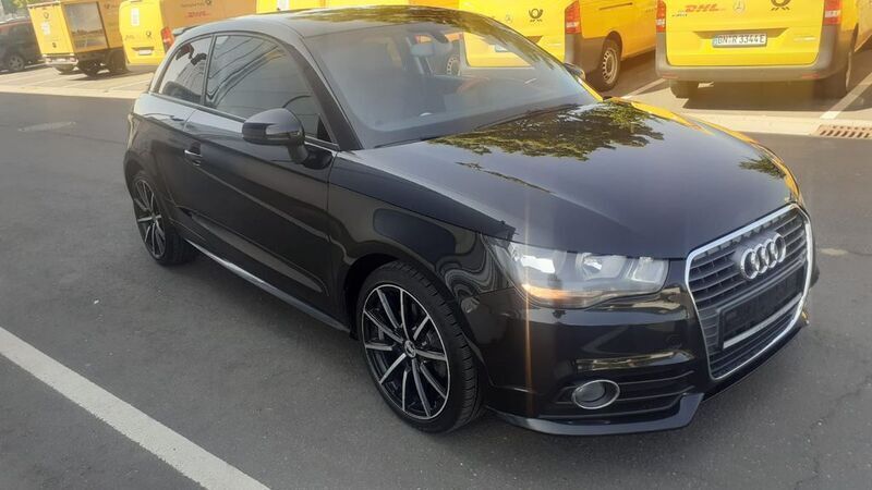 Schwarz Gebraucht 2011 Audi A1 S-Line Kleinwagen | 4.900 € (Superpreis) - Bild 1/4