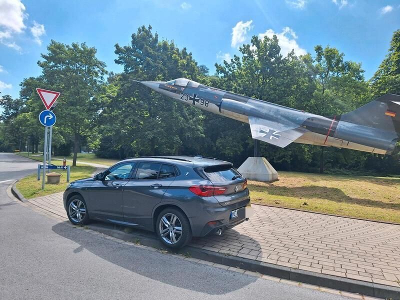 Grau Gebraucht 2019 BMW X2 M Sport SUV | 23.900 € (Fairer Preis) - Bild 1/4