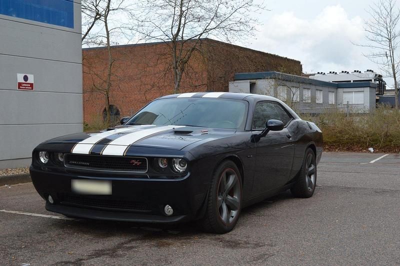 Gebraucht Dodge Challenger 381 PS (280 kW) 2012 Violet Coupé