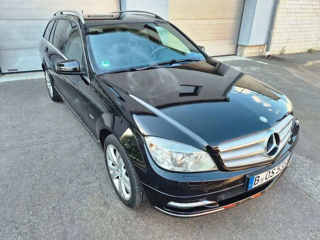 Gebraucht Mercedes C200 184 PS (135 kW) 2011 Schwarz Kombi