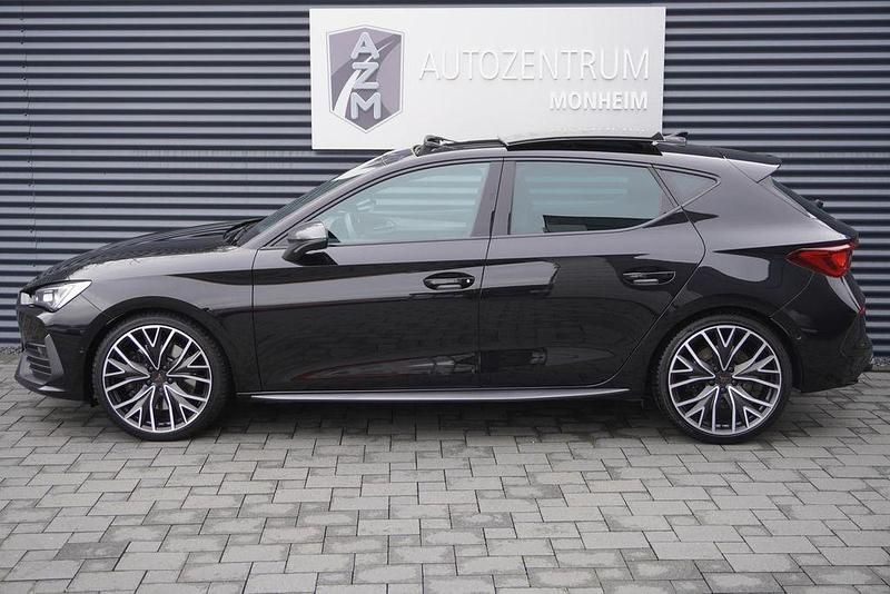 Gebraucht Cupra Leon VZ 300 PS (220 kW) 2022 Schwarz (mitternachtsschwarz) Limousine