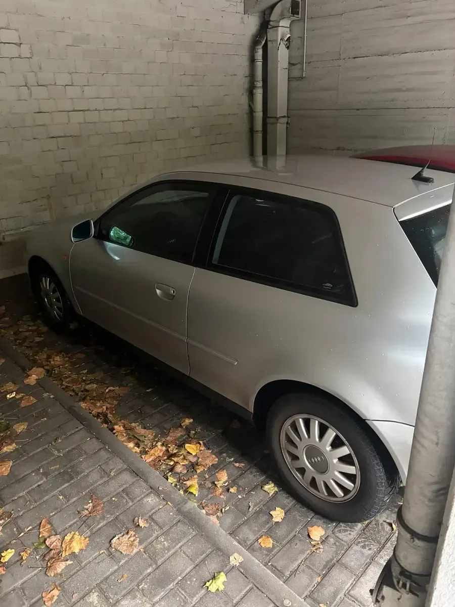 Second-hand Audi A3 120 CP (88 kW) 2000 Argintiu Hatchback