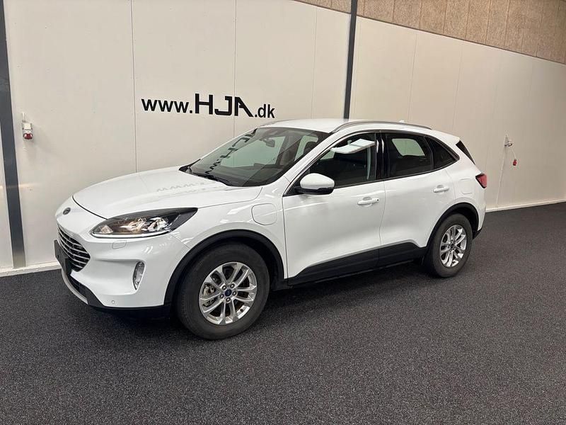 Weiß Gebraucht 2021 Ford Kuga Titanium SUV | 16.875 € (Superpreis) - Bild 1/4