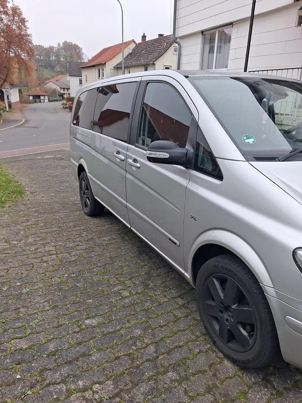 Gebraucht 2008 Mercedes Viano Van / Kleinbus | 11.600 € (Guter Preis) - Bild 1/4
