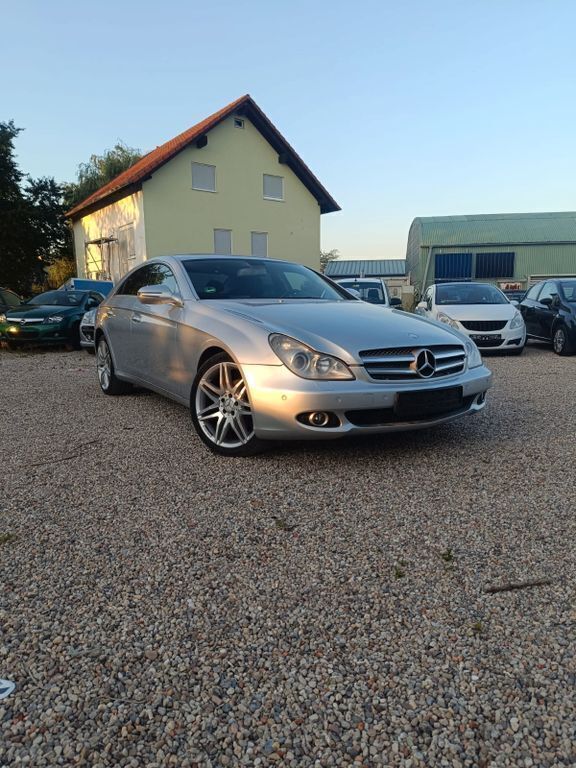 Iridiumsilber metalliclack Gebraucht 2010 Mercedes CLS320 Limousine | 6.600 € (Guter Preis) - Bild 1/4
