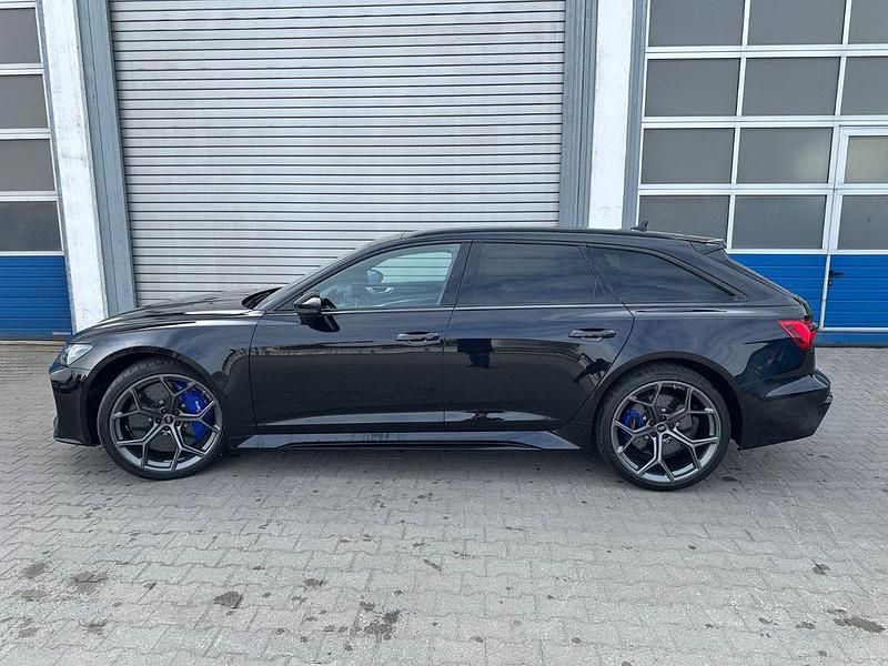 Gebraucht Audi RS6 Performance 630 PS (463 kW) 2025 Schwarz Kombi
