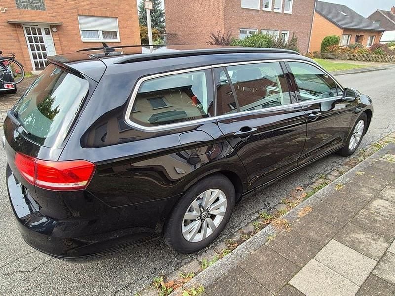 Gebraucht VW Passat 150 PS (110 kW) 2015 Schwarz Kombi