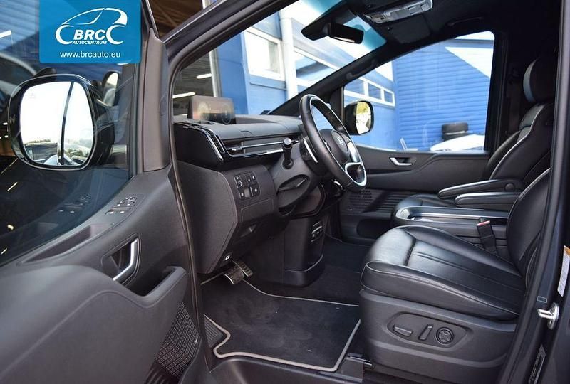 Gebraucht Hyundai Staria Premium 177 PS (130 kW) 2021 Grau Van / Kleinbus