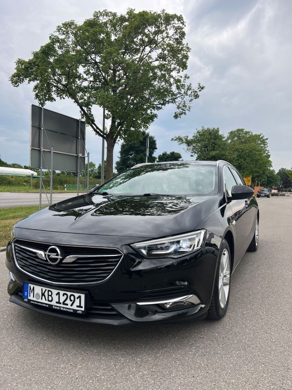 Schwarz Gebraucht 2018 Opel Insignia Business Limousine | 11.990 € (Fairer Preis) - Bild 1/4