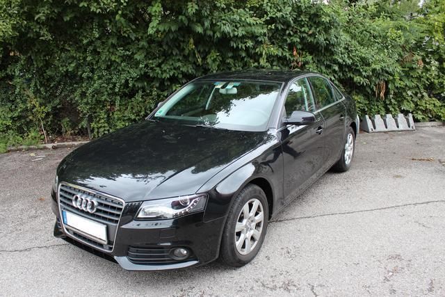 Gebraucht Audi A4 Ambiente 218 PS (160 kW) 2011 Schwarz metallic Limousine