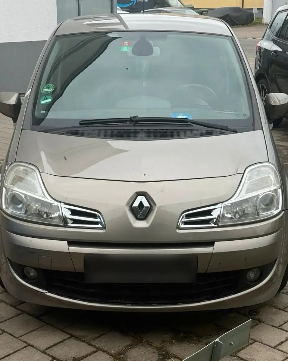 Gebraucht Renault Modus 103 PS (75 kW) 2008 Braun Van / Kleinbus