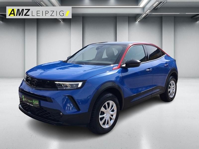 Perl blau/voltaik blau Gebraucht 2022 Opel Mokka GS Line SUV | 19.890 € (Guter Preis) - Bild 1/4